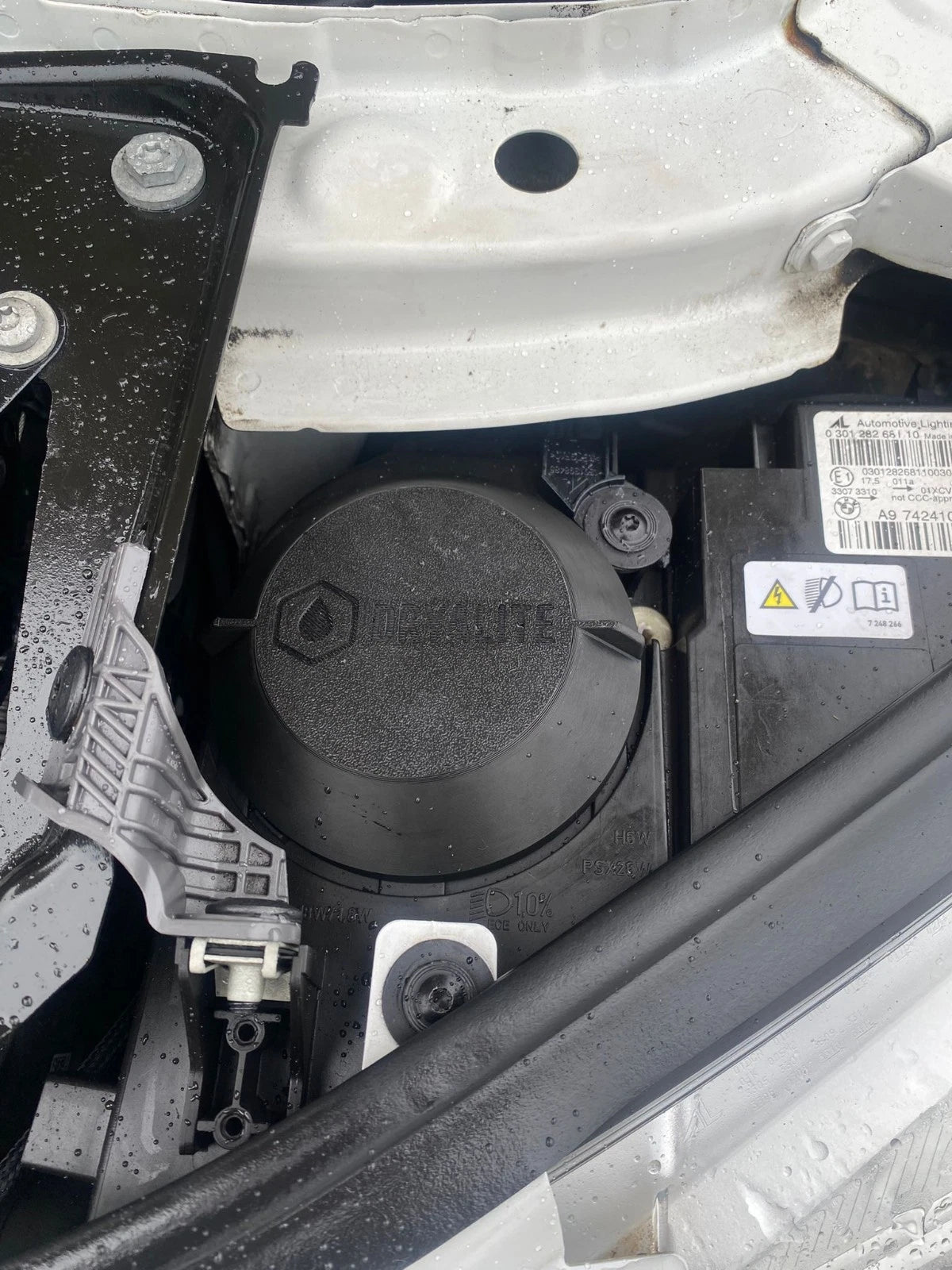 Dryalite Moisture-Fix Kit | BMW X5 F15 (2013-18) 305239308 Dust Cap (Pair)